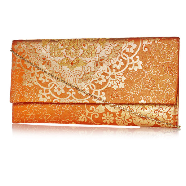 Kenran Garnet Clutch